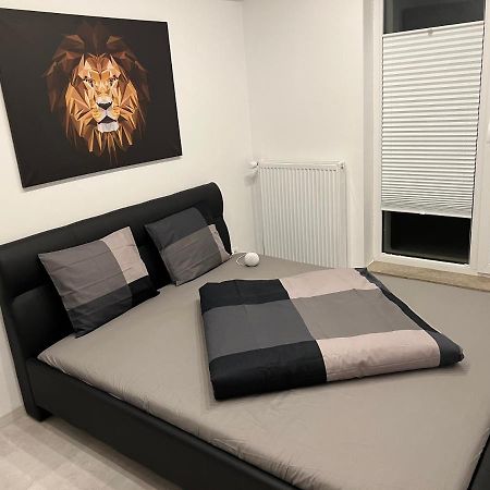 Stunning 2-Room Penthouse With Lakeview W11 Bucharest Exterior photo
